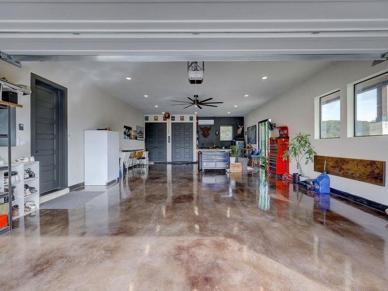 Image 37 of a home in .