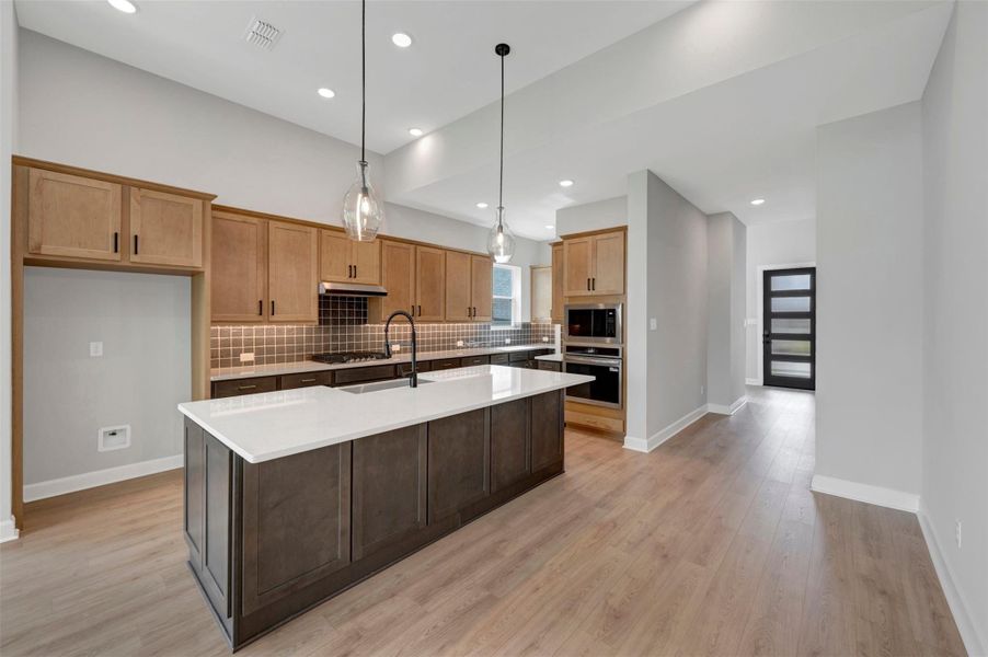 Furnished interior view inside a new home in Pomona - Reserve Collection, Manvel (Image 13).
