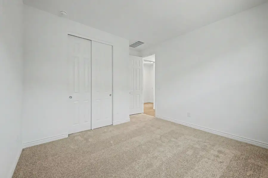 Spacious, unfurnished interior of a new home in Miravida, Surprise (Image 15). Spacious, unfurnished interior of a new home in Miravida, Surprise (Image 15).