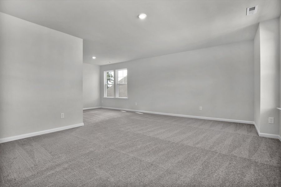 Spacious, unfurnished interior of a new home in Grand Park, Leland (Image 18). Spacious, unfurnished interior of a new home in Grand Park, Leland (Image 18).