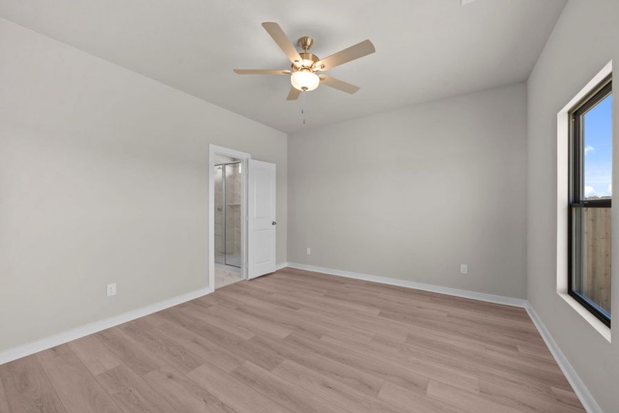 Spacious, unfurnished interior of a new home in Cypress Green, Hockley (Image 21). Spacious, unfurnished interior of a new home in Cypress Green, Hockley (Image 21).