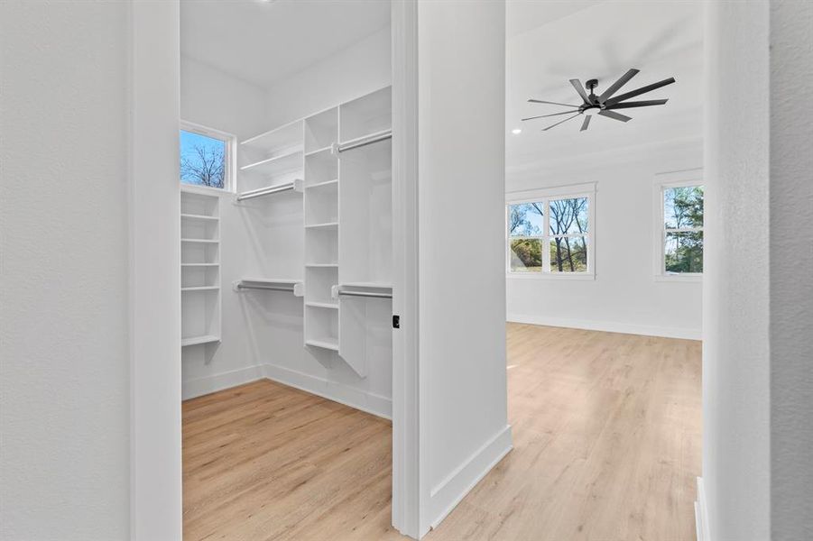 Spacious, unfurnished interior of a new home in , Tyler (Image 35).