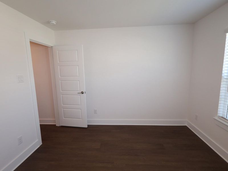 Spacious, unfurnished interior of a new home in Lago Mar, Santa Fe (Image 14).