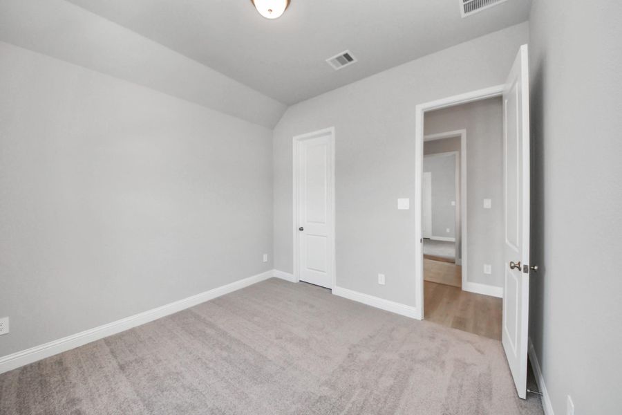 Spacious, unfurnished interior of a new home in ARTAVIA: Hilltop Collection, Conroe (Image 24). Spacious, unfurnished interior of a new home in ARTAVIA: Hilltop Collection, Conroe (Image 24).