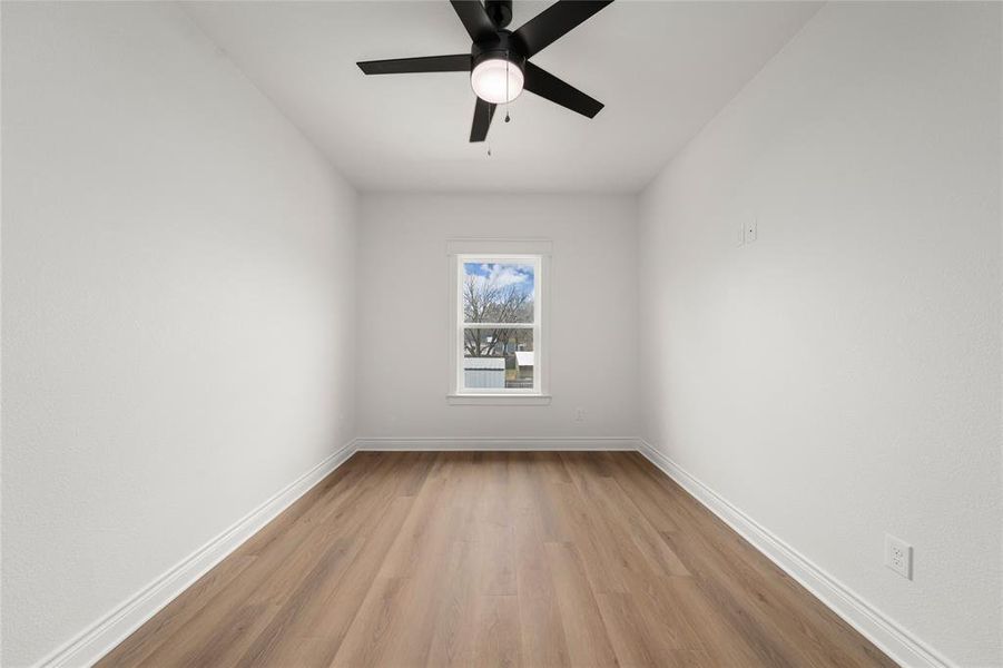 Spacious, unfurnished interior of a new home in , Valley Mills (Image 26).