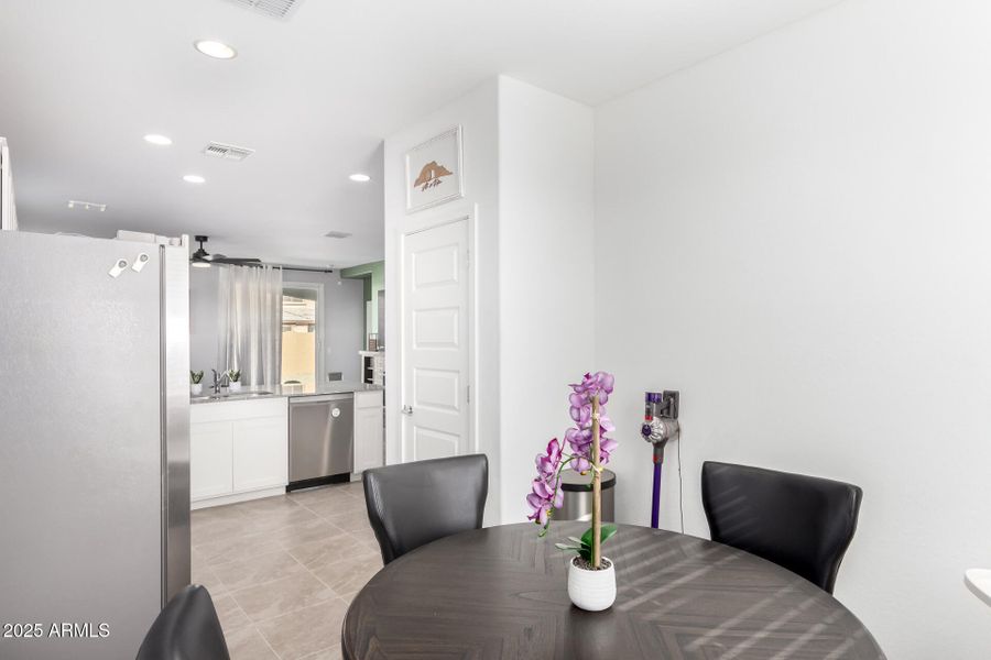 10 - Excelsior 10 - Excelsior