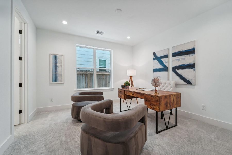 Photos show similar floor plan & alternative finishes from the previous development. Selections may vary.