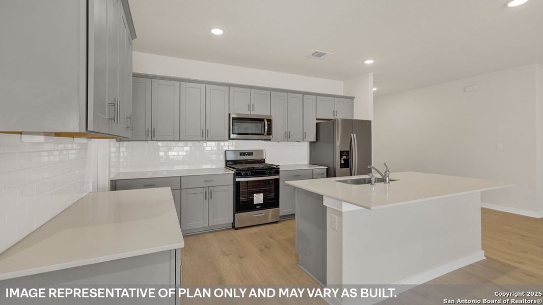 Furnished interior view inside a new home in Sonoma Oaks, Fredericksburg (Image 4). Furnished interior view inside a new home in Sonoma Oaks, Fredericksburg (Image 4).