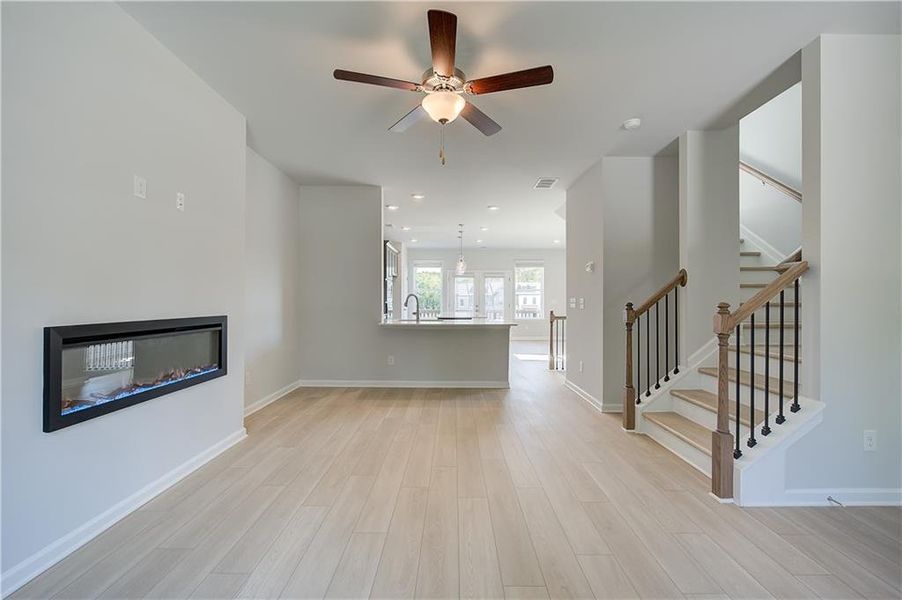 Spacious, unfurnished interior of a new home in Daybreak, Newnan (Image 15). Spacious, unfurnished interior of a new home in Daybreak, Newnan (Image 15).