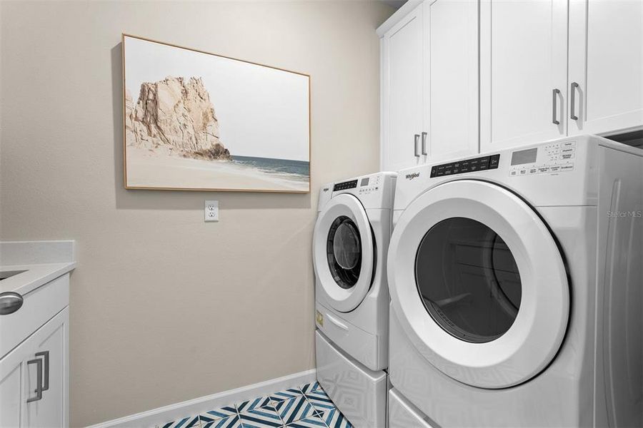 Close-up of interior finishes inside a home in Meridian Parks, Orlando (Image 17).