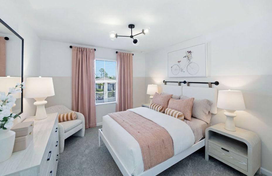 Representative furnished interior of a home built from the Tybee by Pulte Homes in Lakespur Wellen Park, Venice (Image 13).