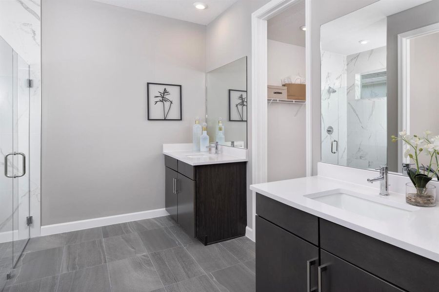 WEB Briar Owners Bath by RHP