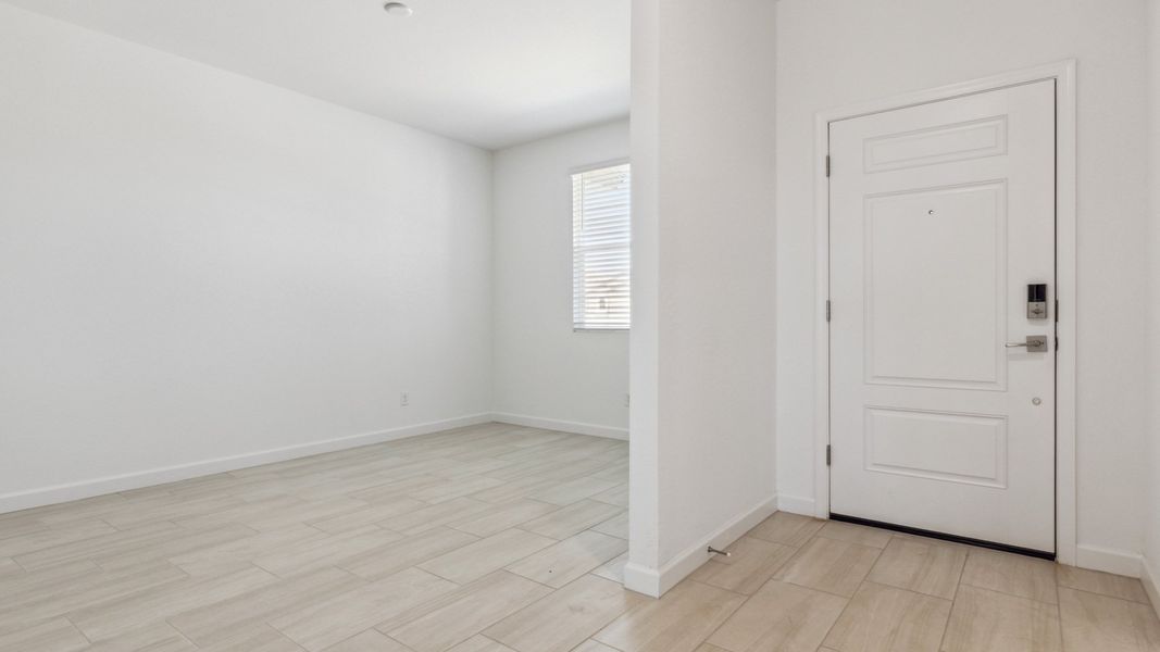 Spacious, unfurnished interior of a new home in Zanjero Pass, Waddell (Image 13).