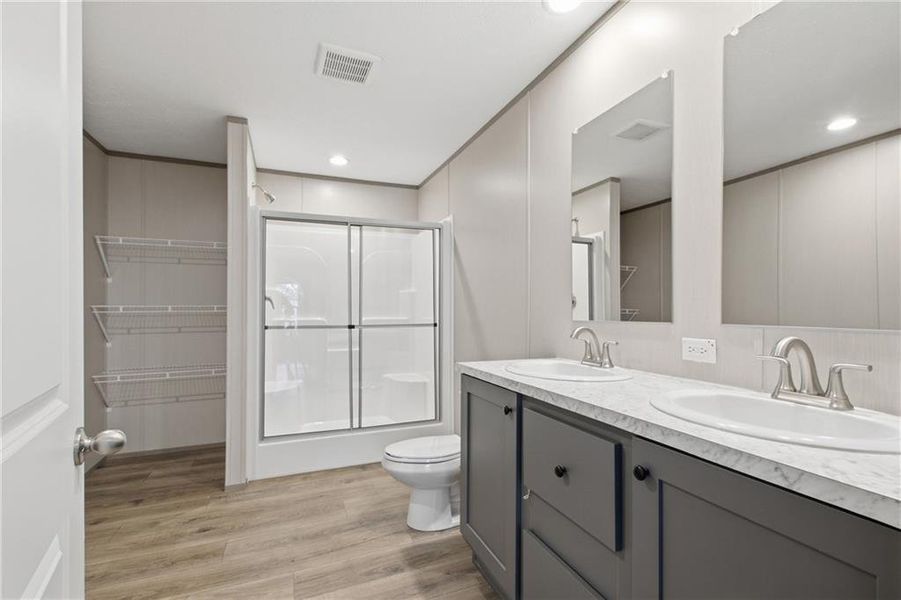 Furnished interior view inside a new home in , Alto (Image 6).