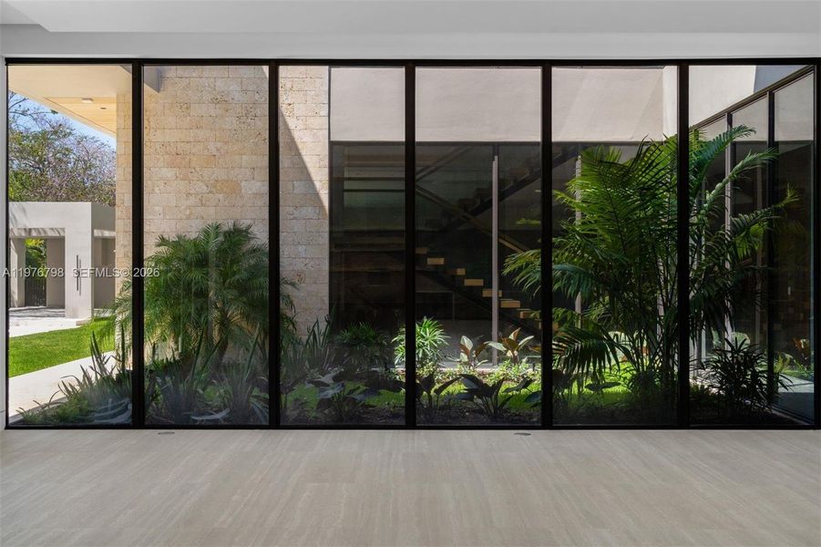 Exterior details and patio area of a home in , Miami (Image 13).
