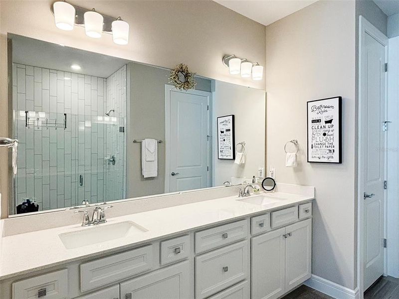 Furnished interior view inside a new home in Del Webb Oasis, Winter Garden (Image 19).