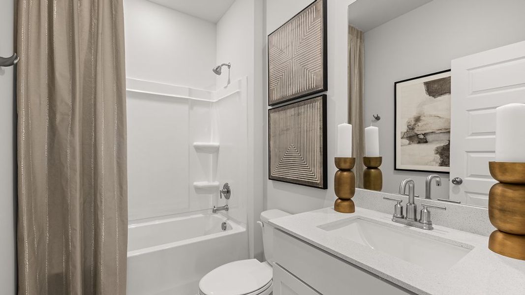 3741 Laurel Bath2 F2