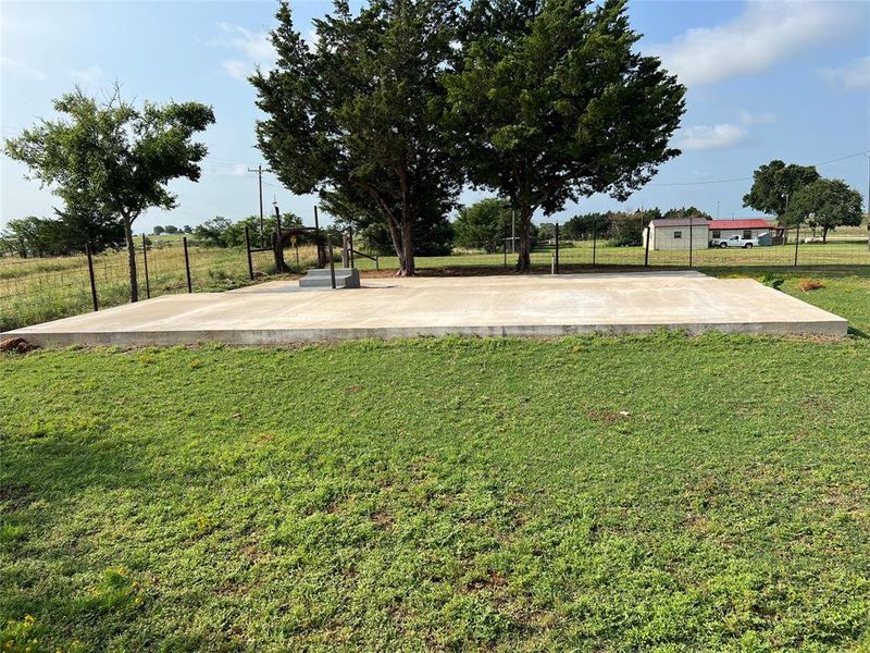Natural landscape and outdoor views near  in Nocona (Image 27).