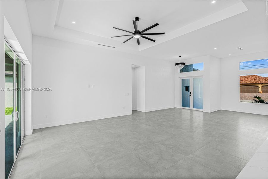 Spacious, unfurnished interior of a new home in , Cape Coral (Image 20). Spacious, unfurnished interior of a new home in , Cape Coral (Image 20).