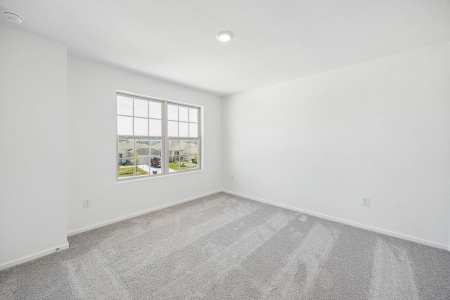 Spacious, unfurnished interior of a new home in Mavera, Conroe (Image 10).