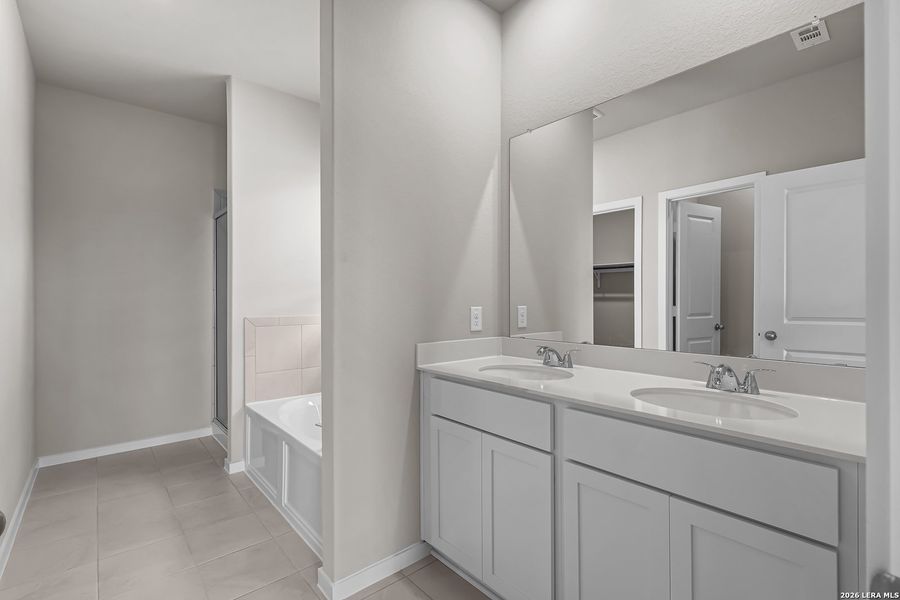 Furnished interior view inside a new home in Summerlin, San Antonio (Image 17).