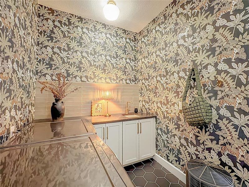 Furnished interior view inside a new home in , Lakewood Ranch (Image 63).