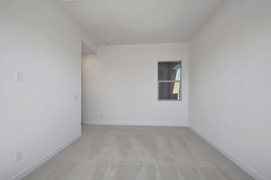 Spacious, unfurnished interior of a new home in Soleo, San Tan Valley (Image 28).