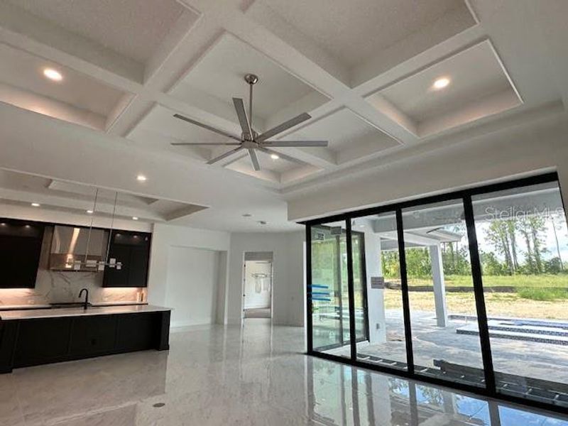 Spacious, unfurnished interior of a new home in , Montverde (Image 16).