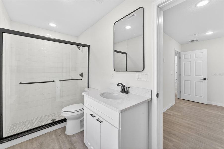 Furnished interior view inside a new home in , Ocklawaha (Image 7).