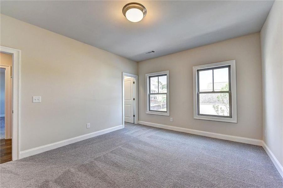 Spacious, unfurnished interior of a new home in Bellmoore Park, Duluth (Image 60).