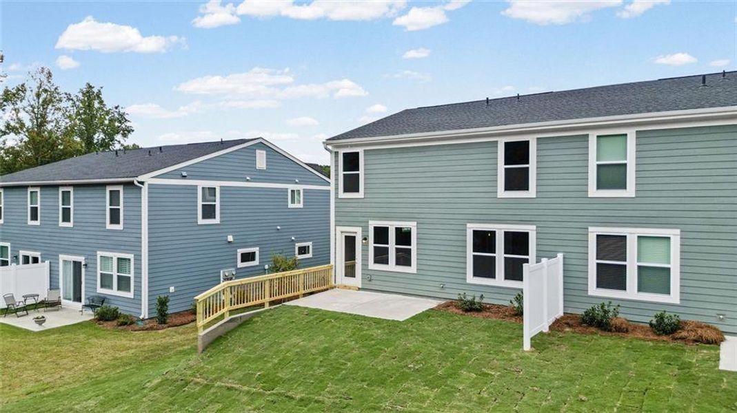 Exterior details and patio area of a home in Villas at Gold Creek, Dawsonville (Image 26).