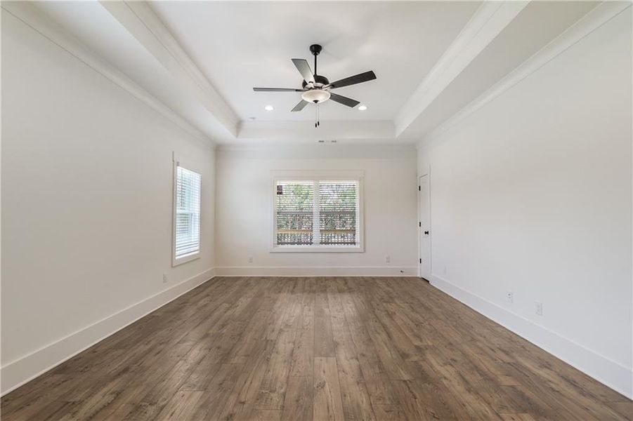 Spacious, unfurnished interior of a new home in Stonegate, Monroe (Image 32).