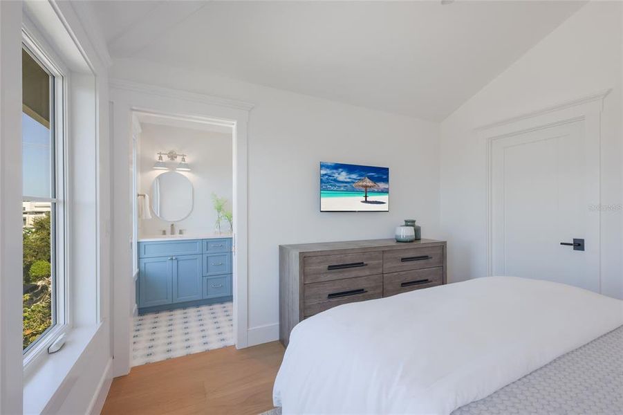 Furnished interior view inside a new home in , Anna Maria (Image 52).