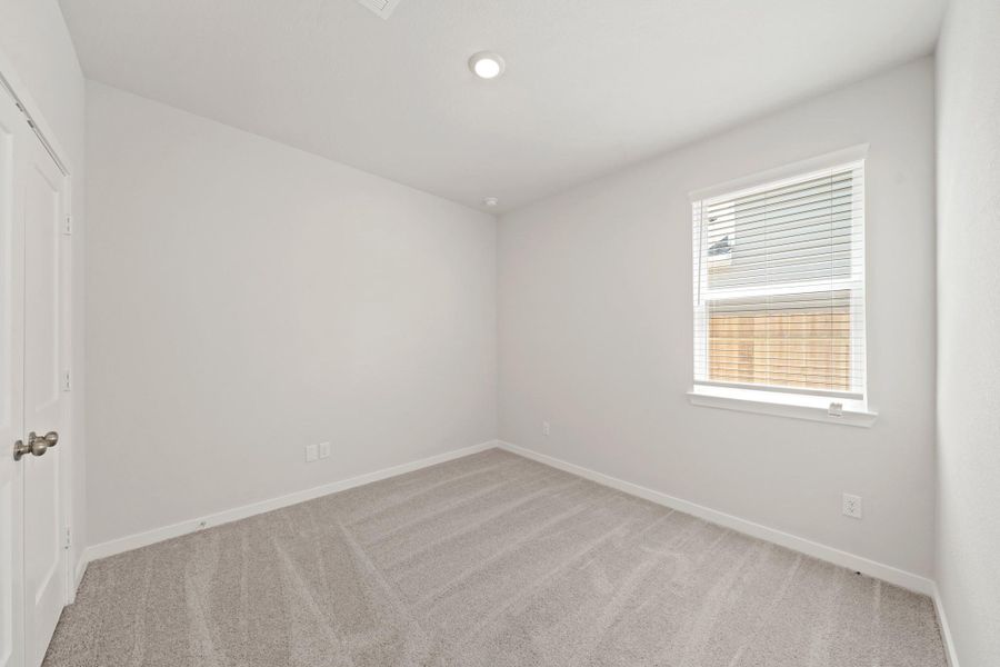 Spacious, unfurnished interior of a new home in Russell Ranch, Bay City (Image 20).