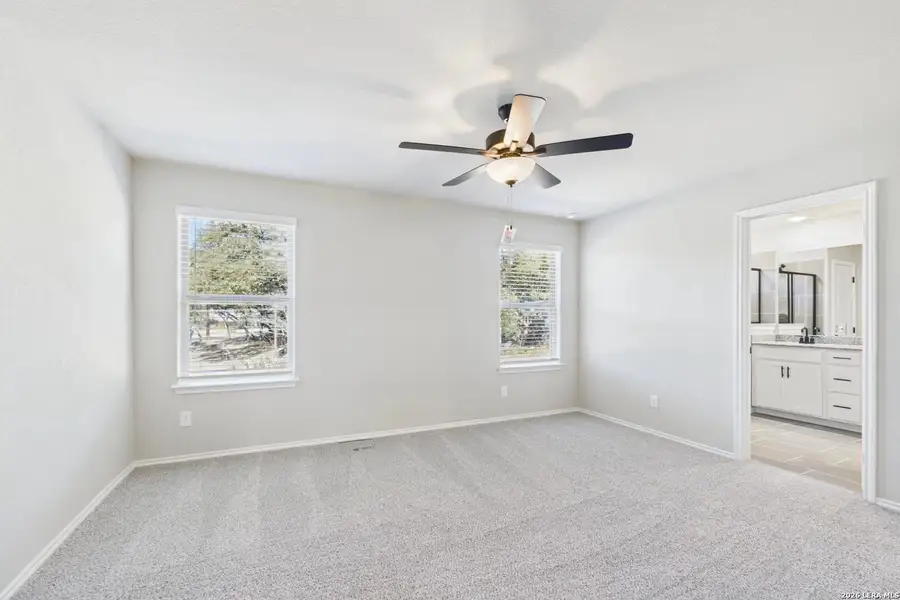 Spacious, unfurnished interior of a new home in Meadows at Oak Creek, San Antonio (Image 24).