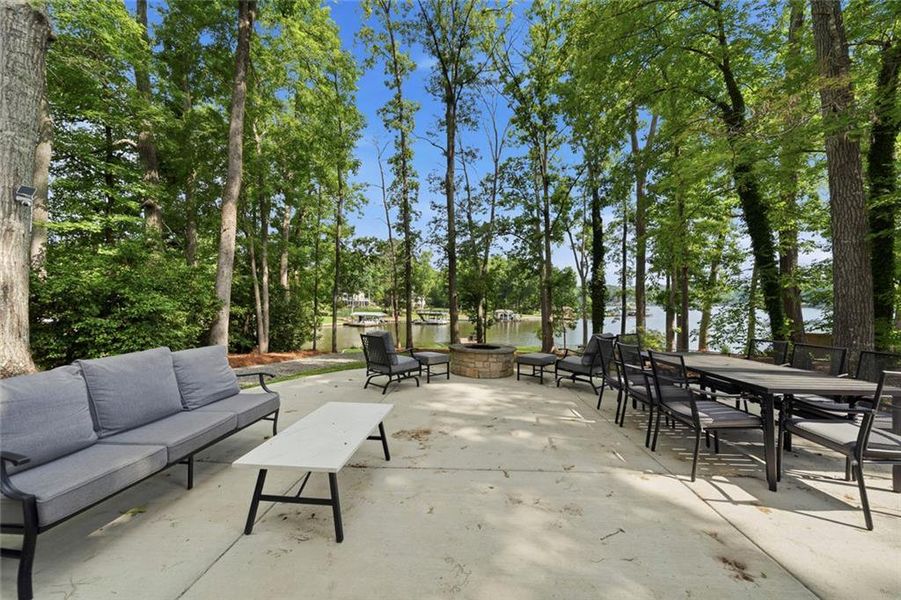 Community amenities in , Eatonton (Image 32).