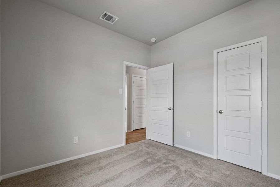 Spacious, unfurnished interior of a new home in Hymeadow, Maxwell (Image 21).