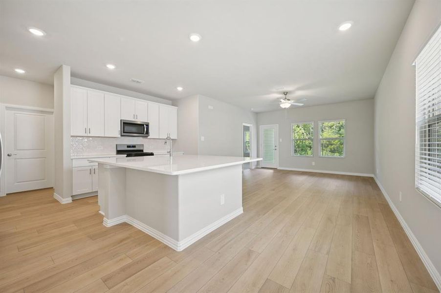 Photo is not of the actual home, but is an inspirational photo of builder’s model home and may depict options, furnishings, and/or decorator features that are not included.