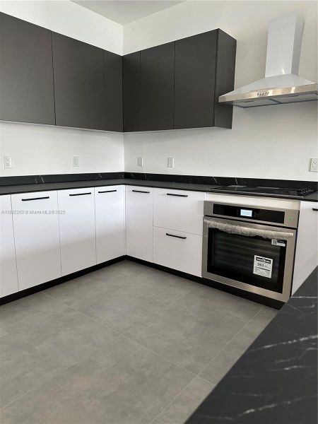 Image 13 of a home in . Image 13 of a home in .