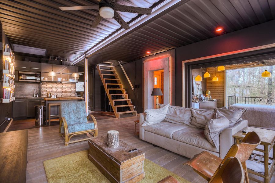 Community amenities in , Huntsville (Image 25).