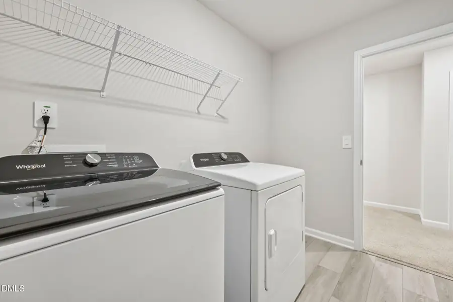 35-web-or-mls-Raleigh - Oak Manor - 757 35-web-or-mls-Raleigh - Oak Manor - 757