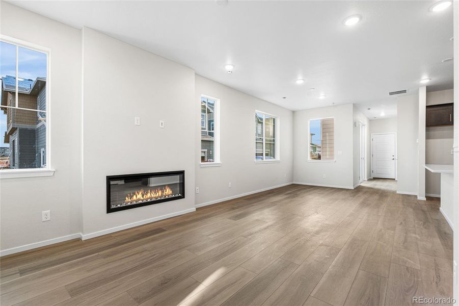 Spacious, unfurnished interior of a new home in Barefoot Village, Firestone (Image 13).