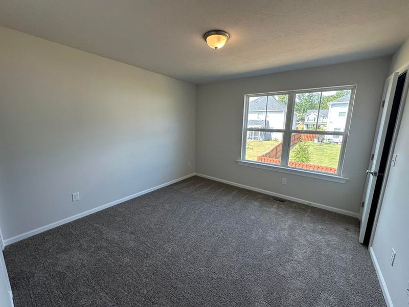 Spacious, unfurnished interior of a new home in Forrest Bluff Townhomes, North Augusta (Image 32).