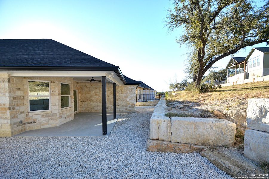 Image 36 of a home in .