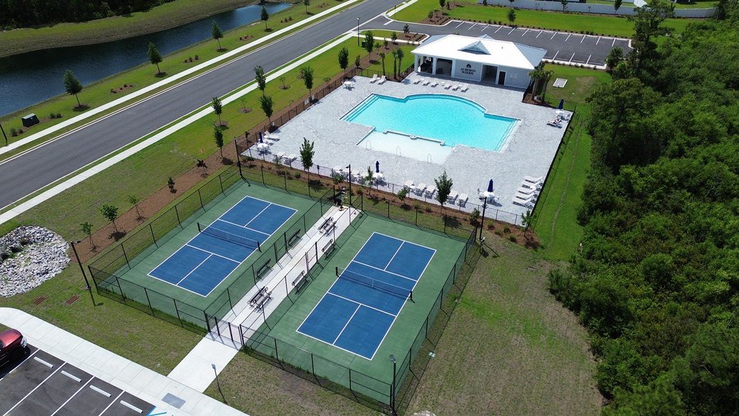 Community amenities in Auberon Woods, Conway (Image 20).