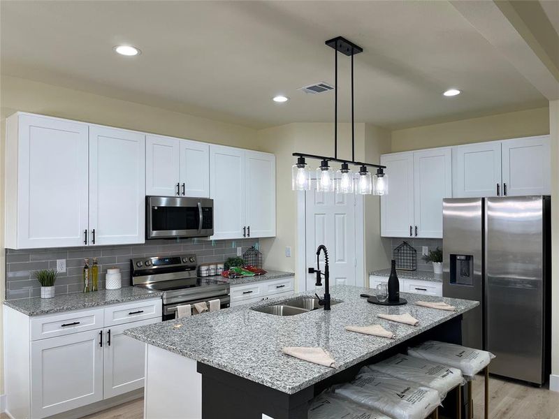 Furnished interior view inside a new home in , Corsicana (Image 11).