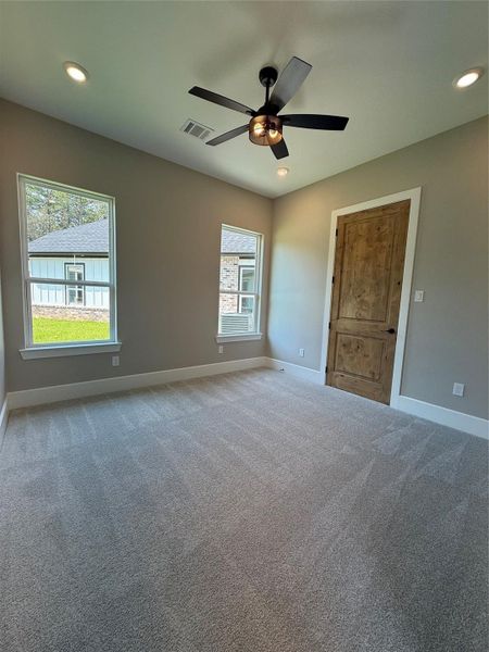 Spacious, unfurnished interior of a new home in , Huntsville (Image 43). Spacious, unfurnished interior of a new home in , Huntsville (Image 43).