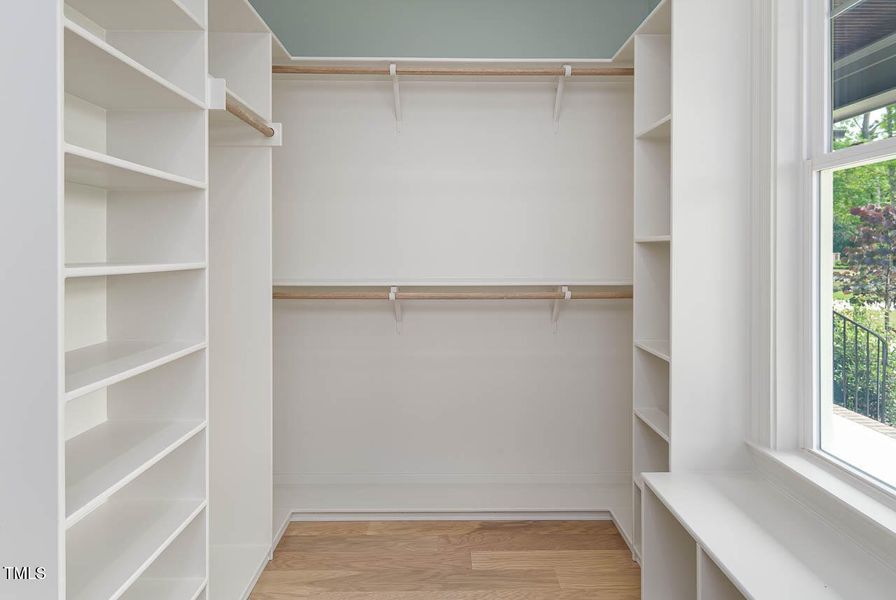 20 Water Willow Lni nterior-25