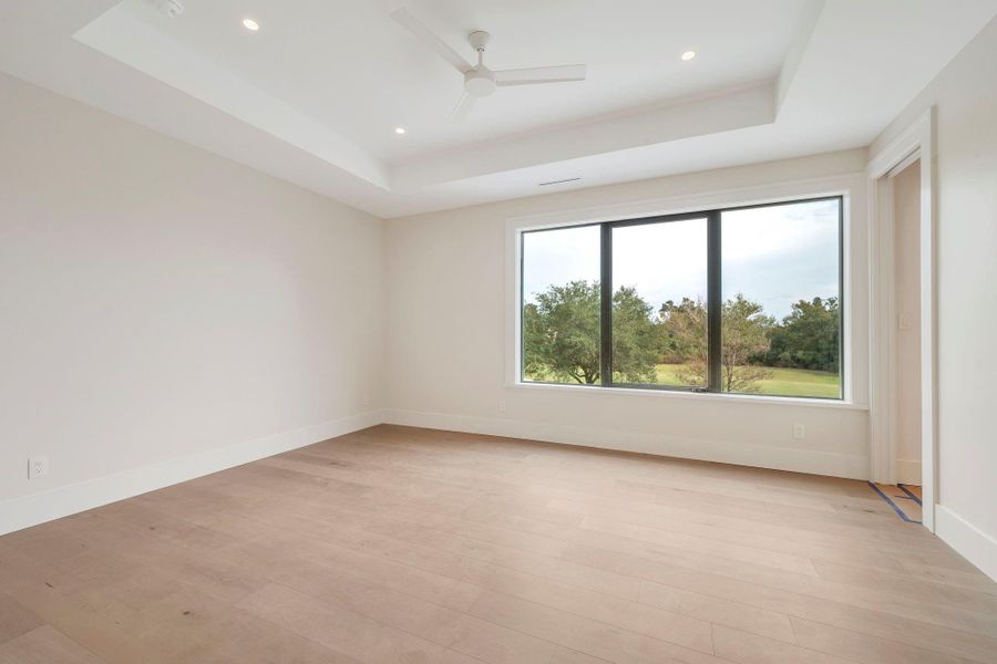Spacious, unfurnished interior of a new home in , Bryan (Image 33).