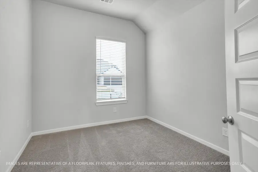 Spacious, unfurnished interior of a new home in River Ranch 55', Dayton (Image 19).